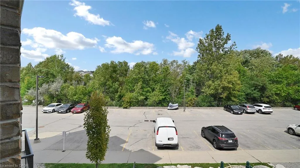 950 Highland Road W, ##6
