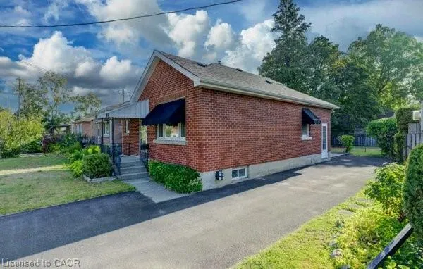 255 Grand Street