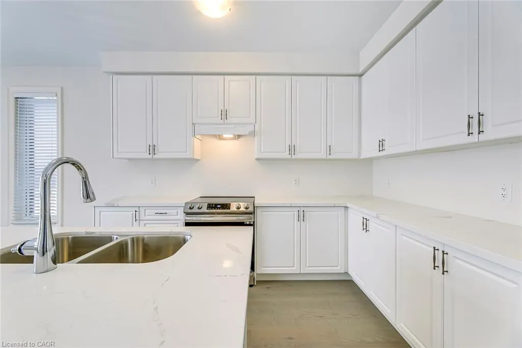110 Cattail Crescent