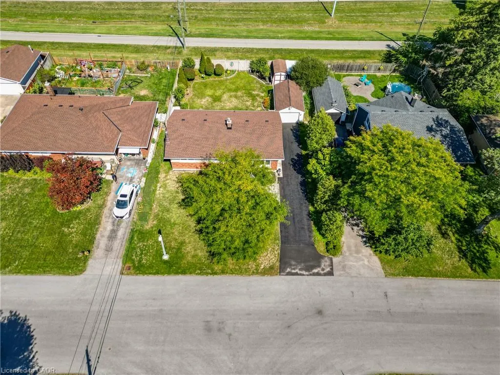 11 Riverview Drive