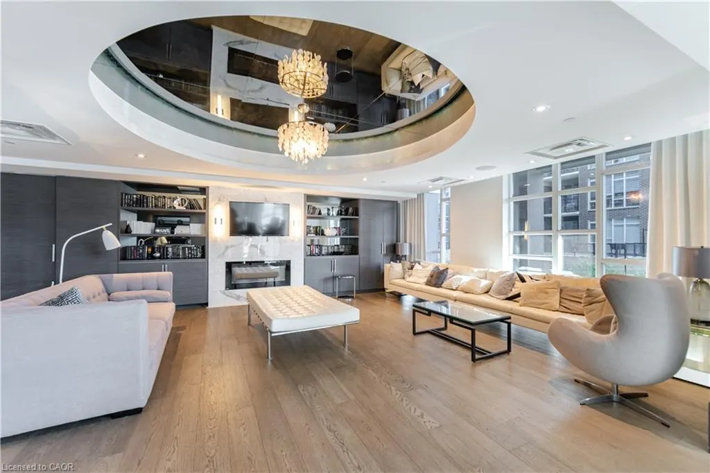 10 Concord Place, #308