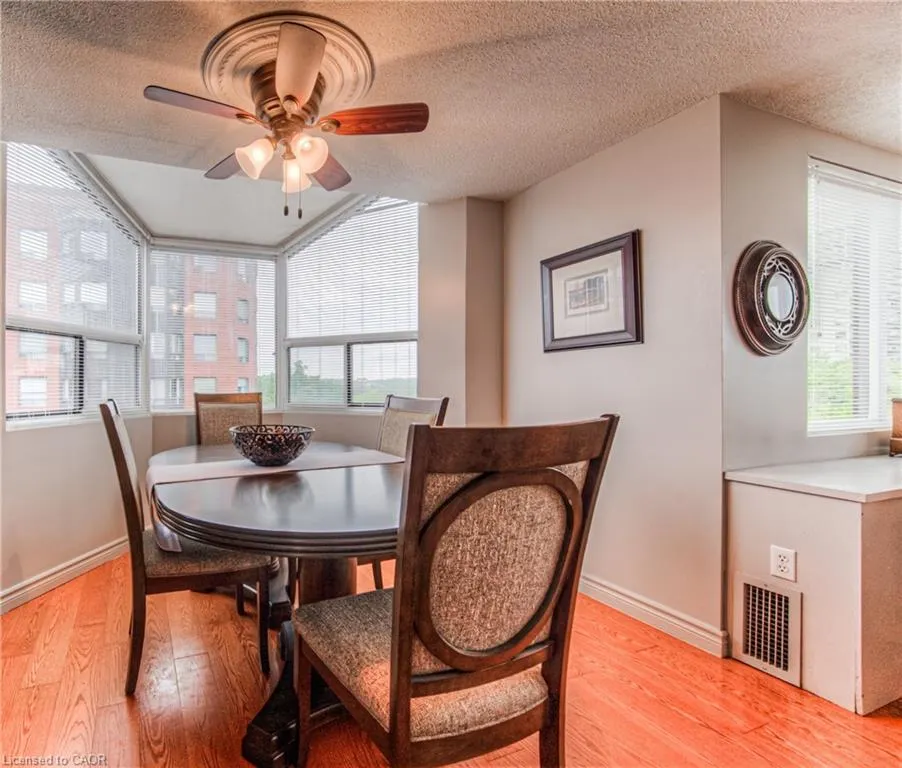 20 Ellen Street E, #611