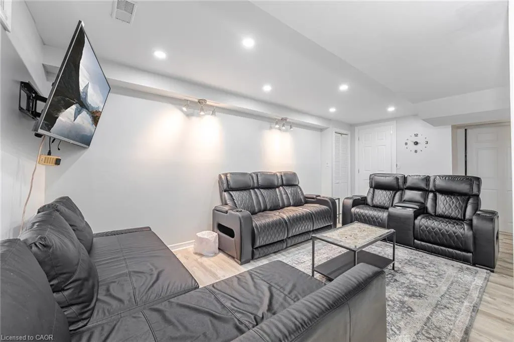 833 Scollard Court, #30