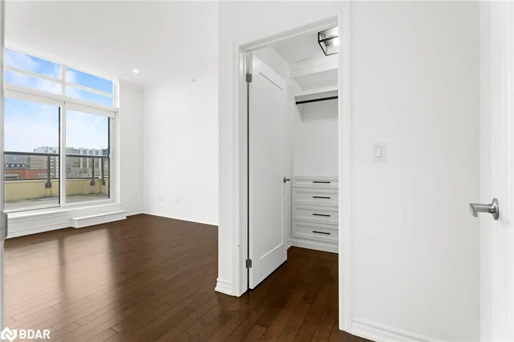 81 Robinson Street Street, #1106