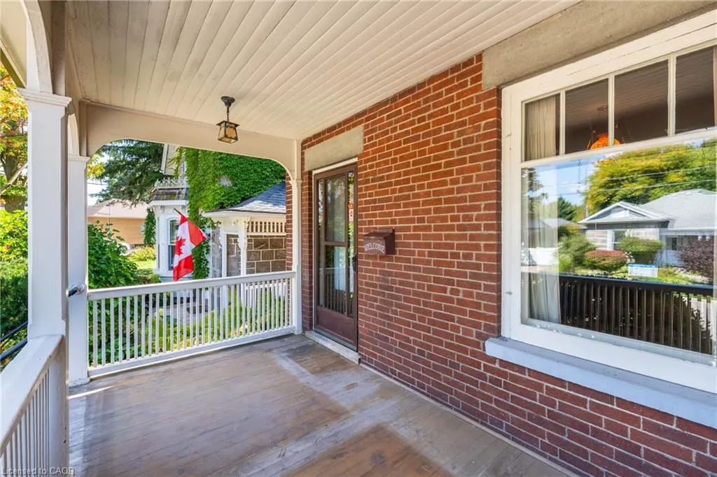 43 Mcnaughton Street