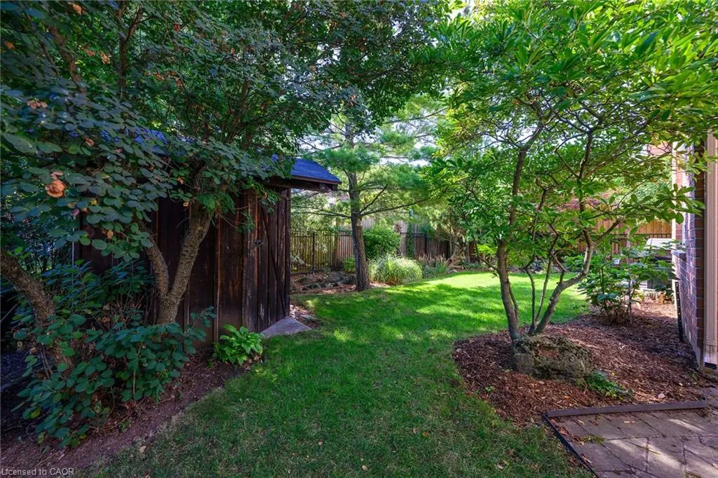 19 Golf Woods Drive
