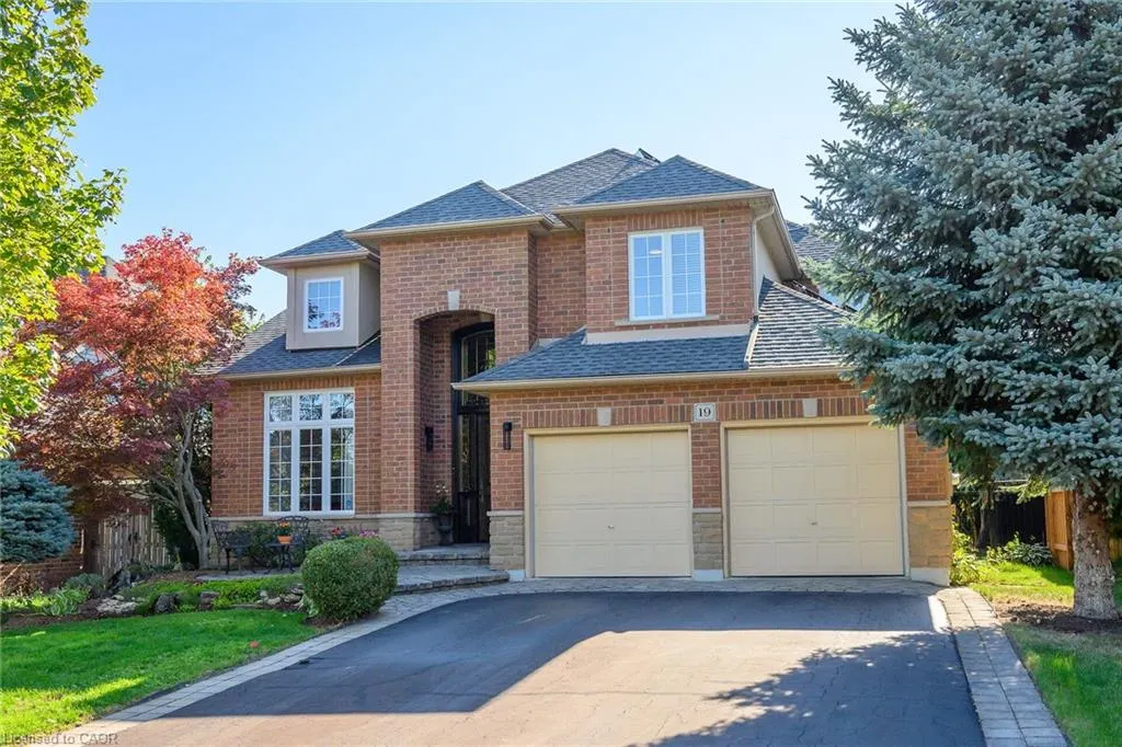 19 Golf Woods Drive