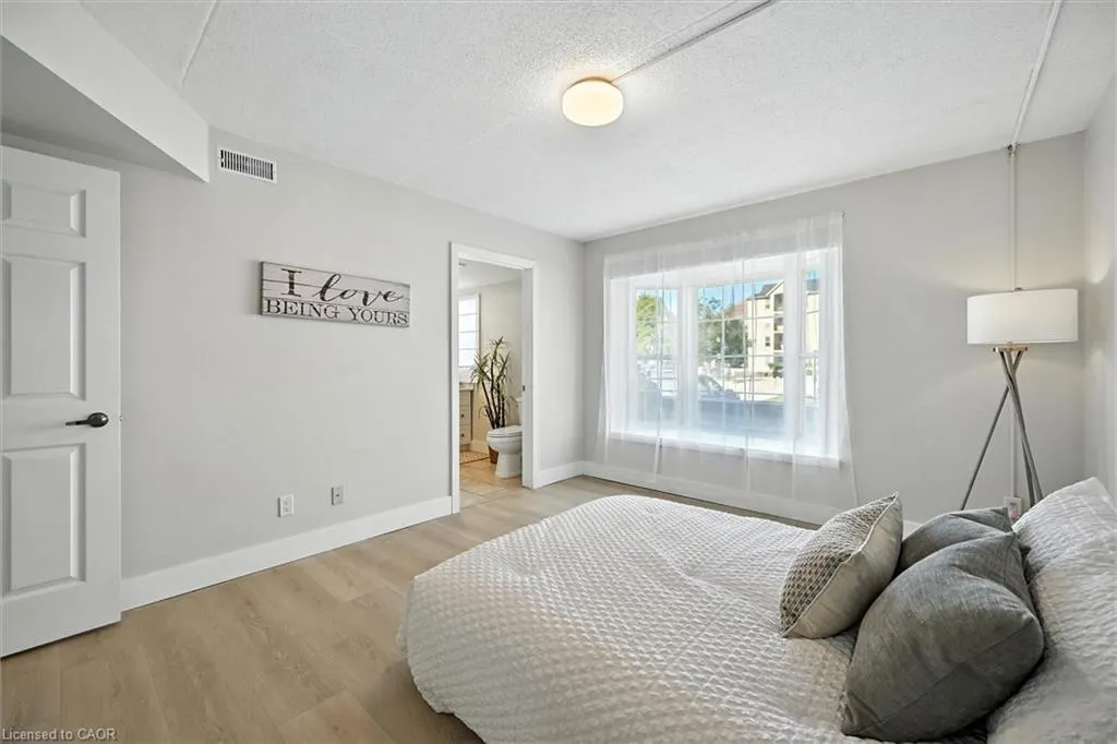 1421 Walkers Line, #102