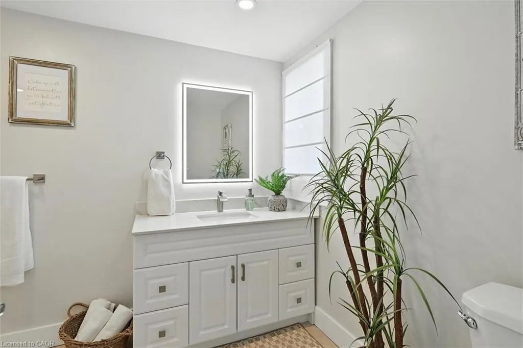 1421 Walkers Line, #102