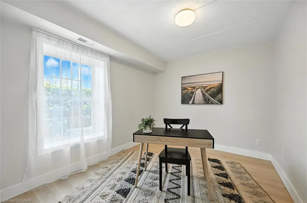 1421 Walkers Line, #102