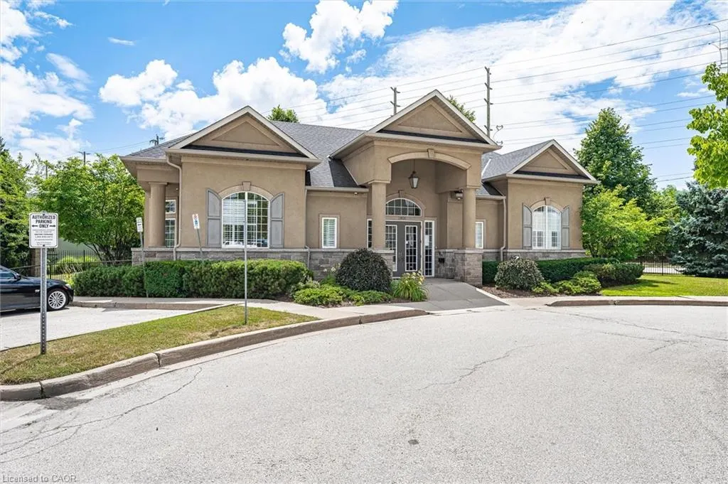 1421 Walkers Line, #102