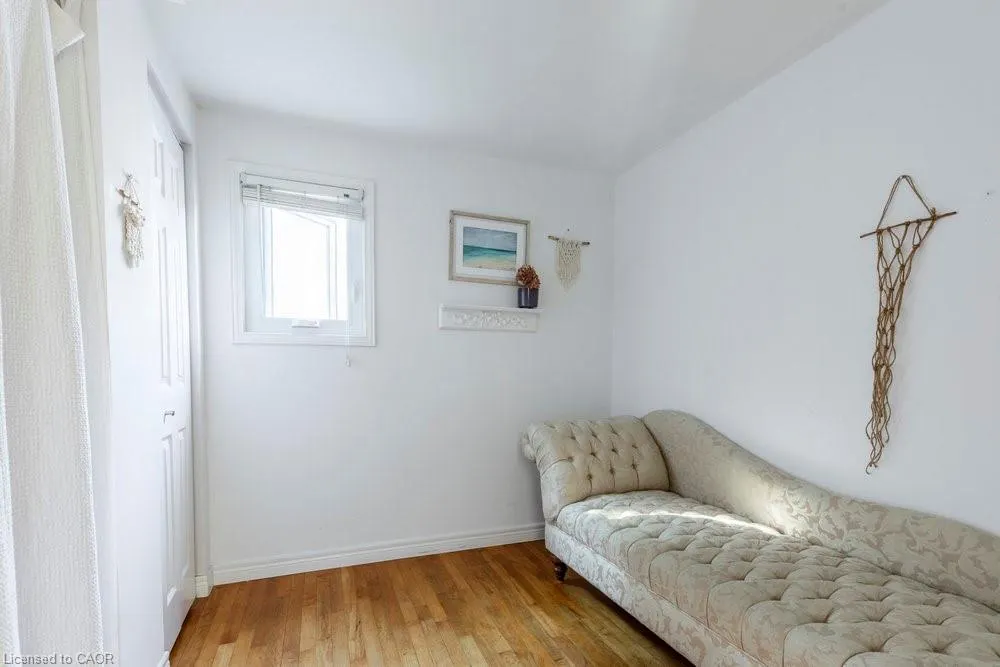 19 Fieldgate Street
