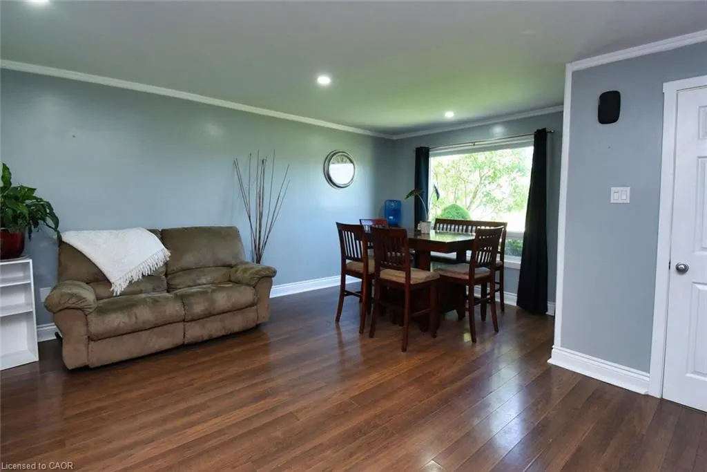 3674 Campden Road