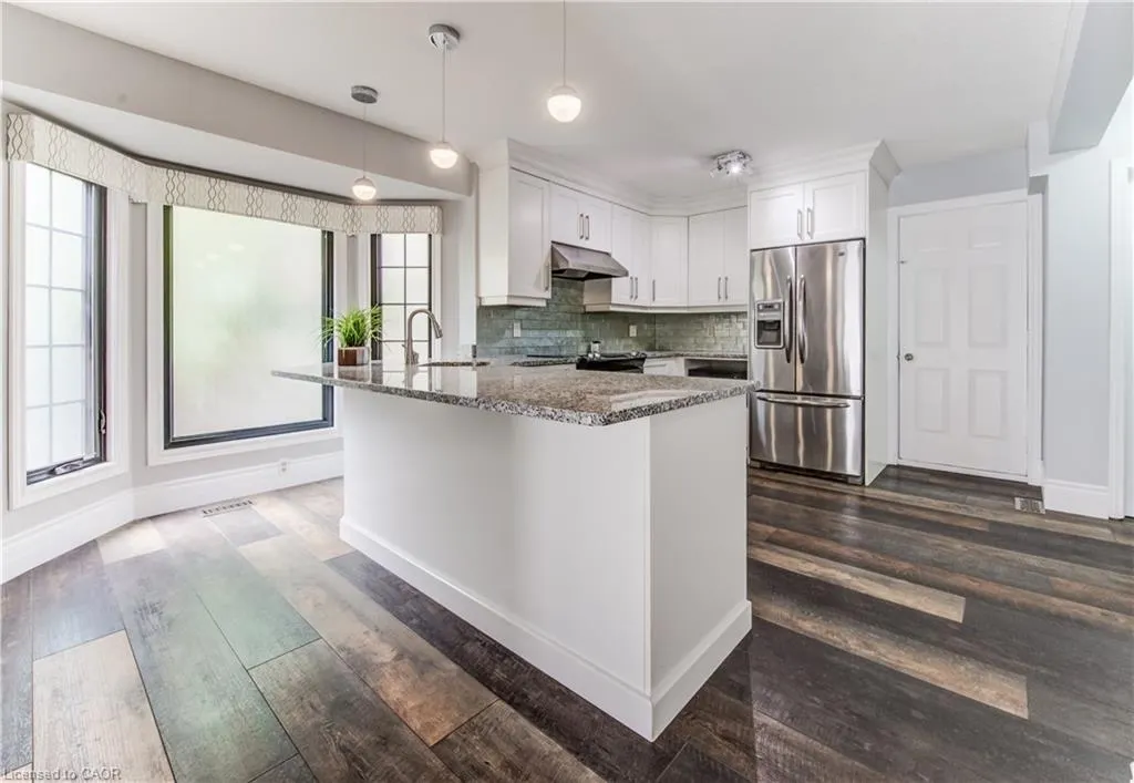3 Westview Crescent, #UPPER