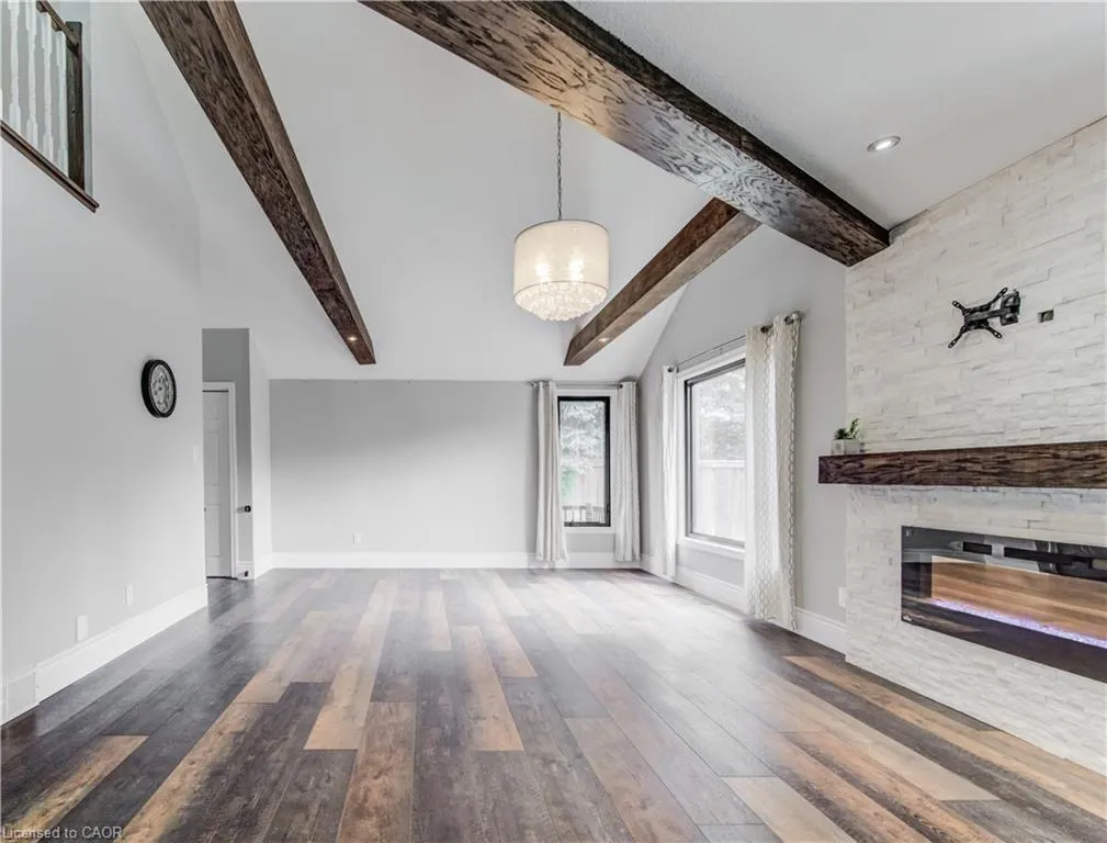3 Westview Crescent, #UPPER