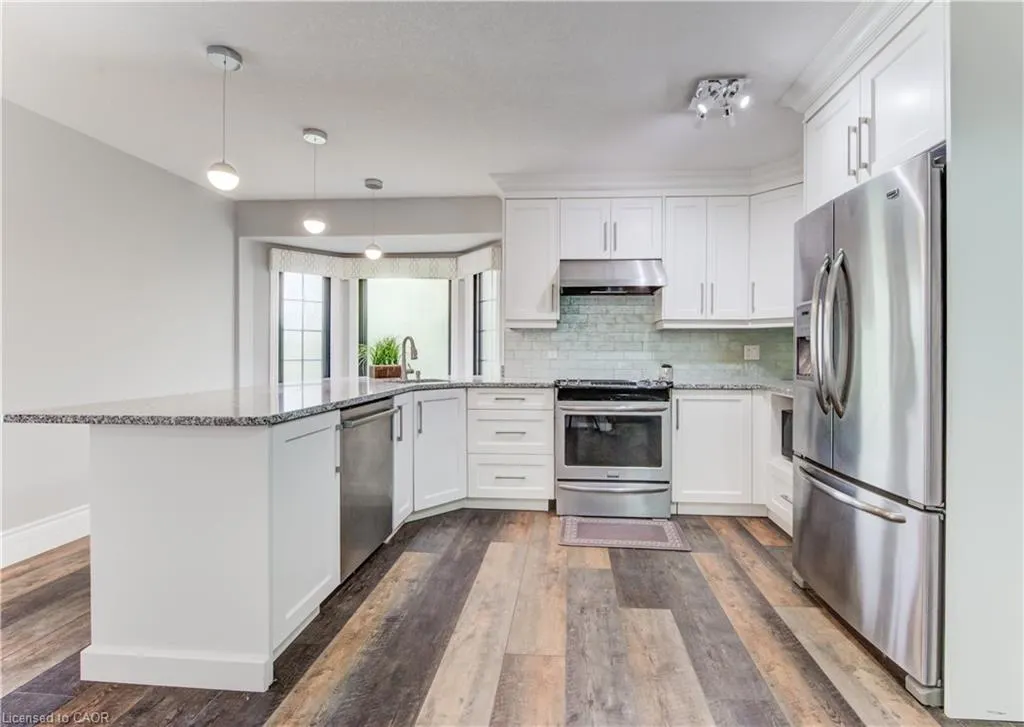 3 Westview Crescent, #UPPER