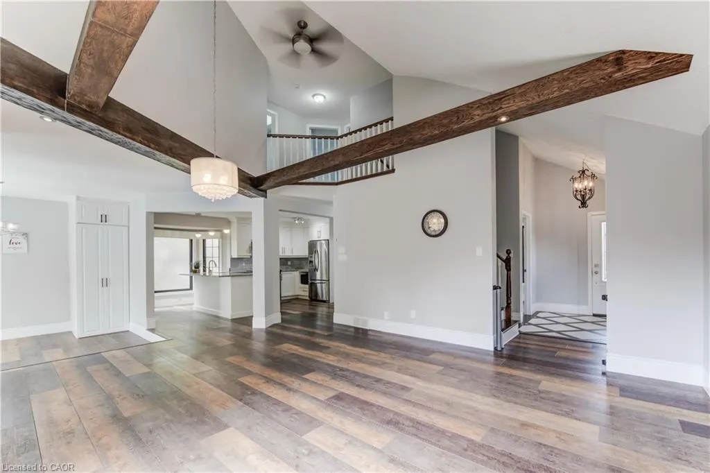 3 Westview Crescent, #UPPER