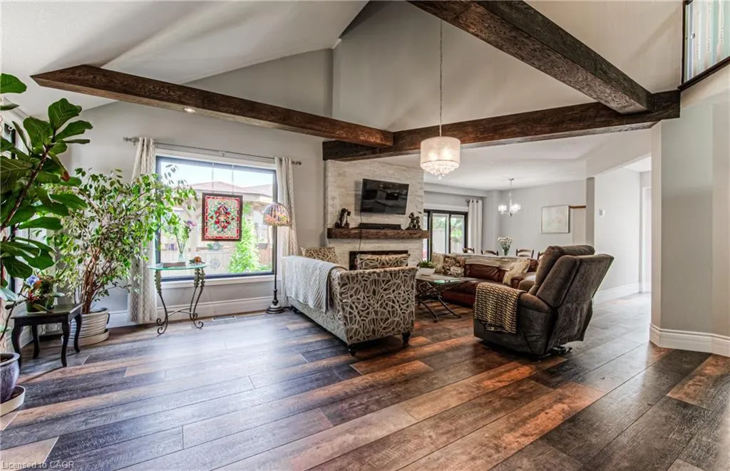 3 Westview Crescent, #UPPER