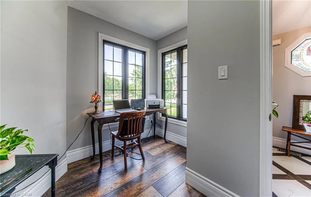 3 Westview Crescent, #UPPER