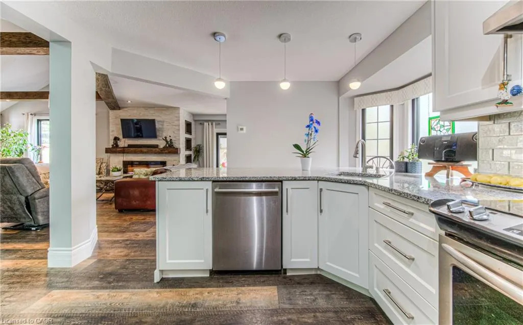 3 Westview Crescent, #UPPER