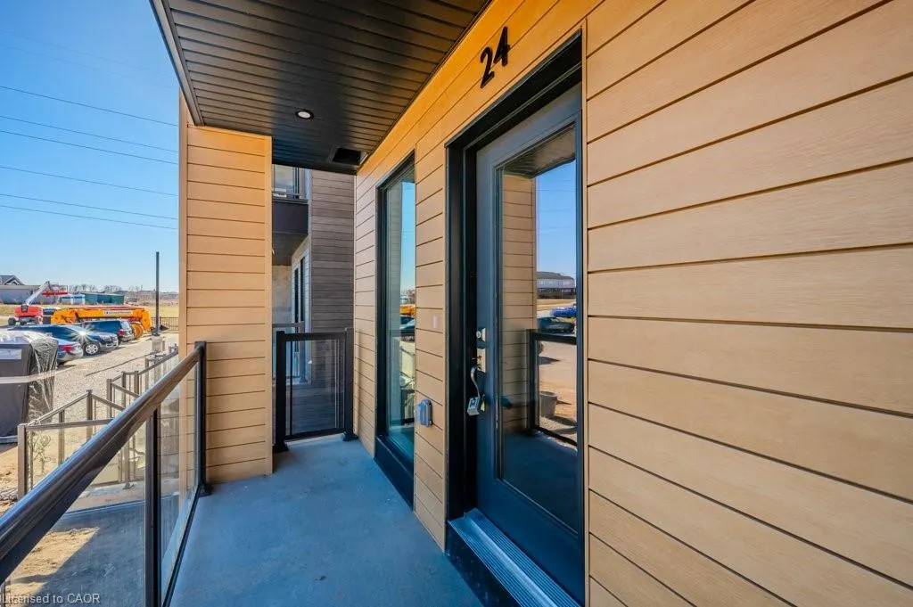 261 Woodbine Avenue, #24