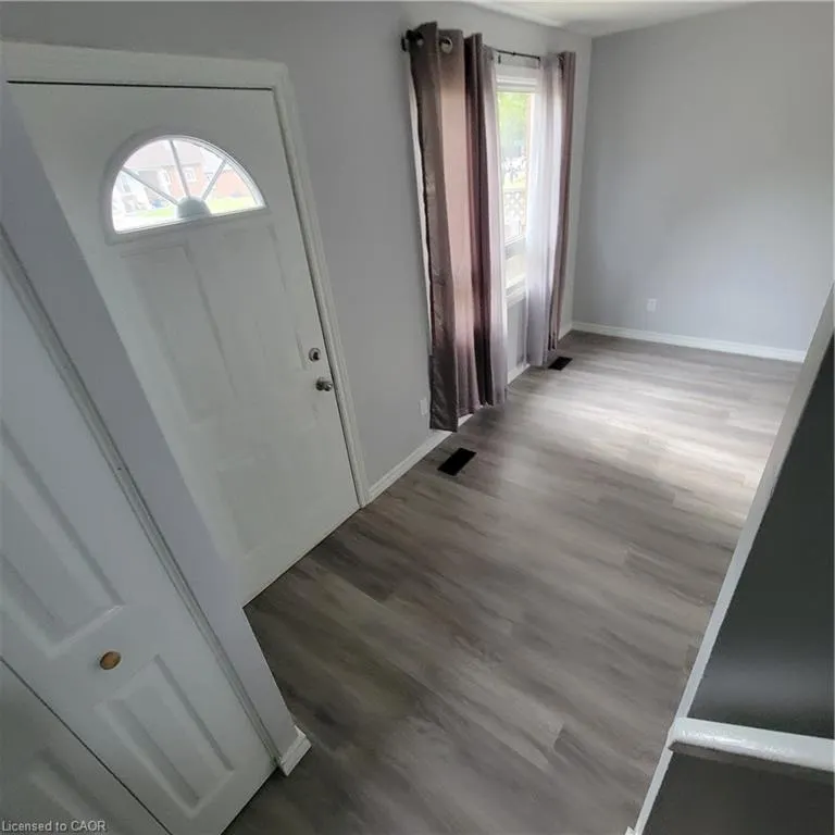 809 Walter Street, #A