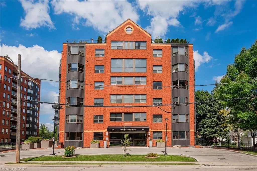 20 Ellen Street E, #610