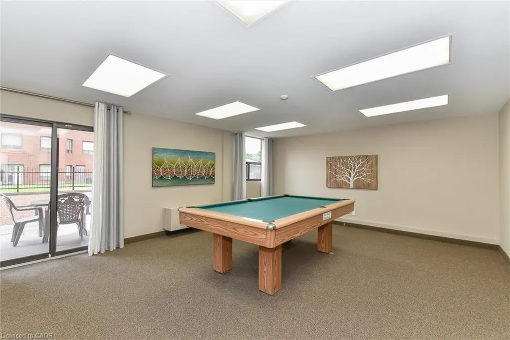 20 Ellen Street E, #610