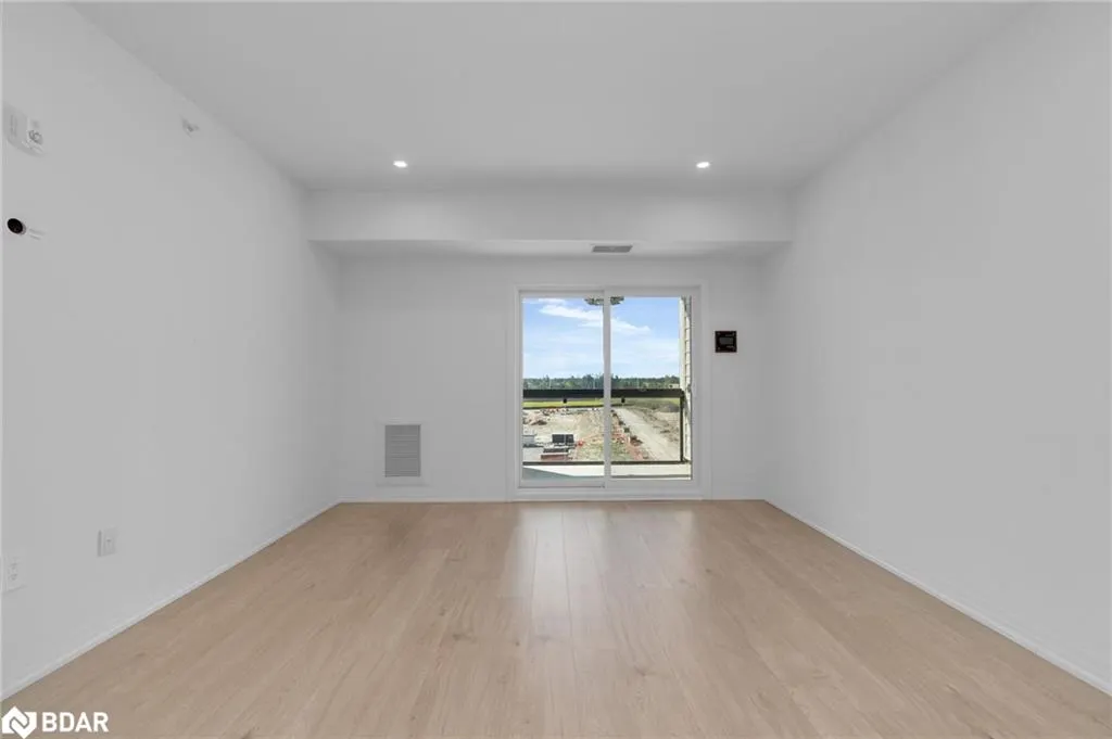 15 Kneeshaw Drive Drive, #607