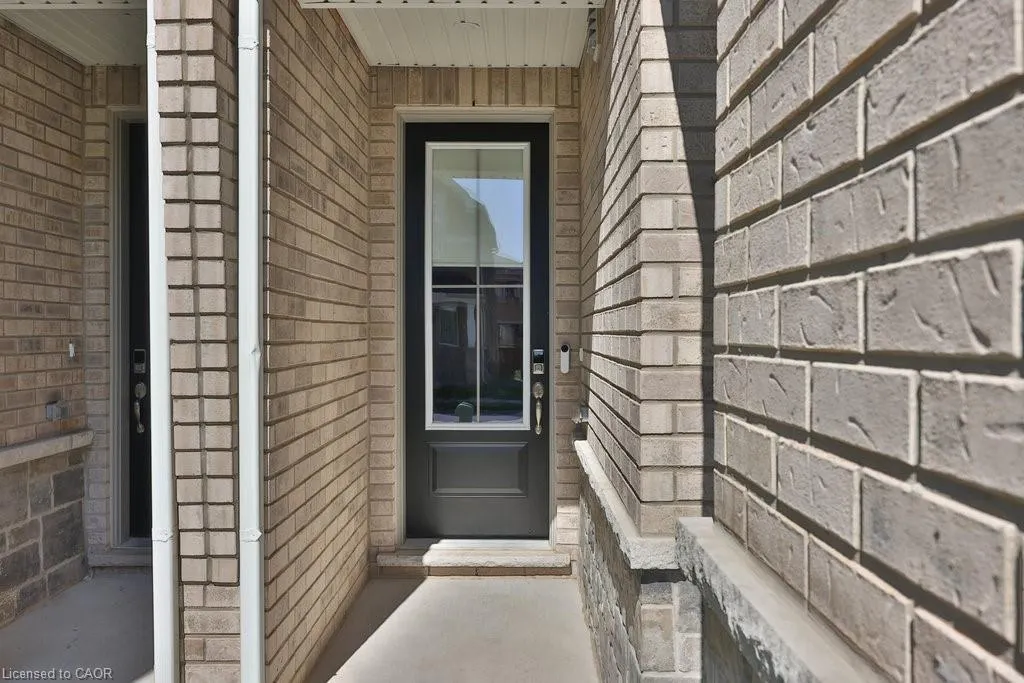 1841 Thames Circle