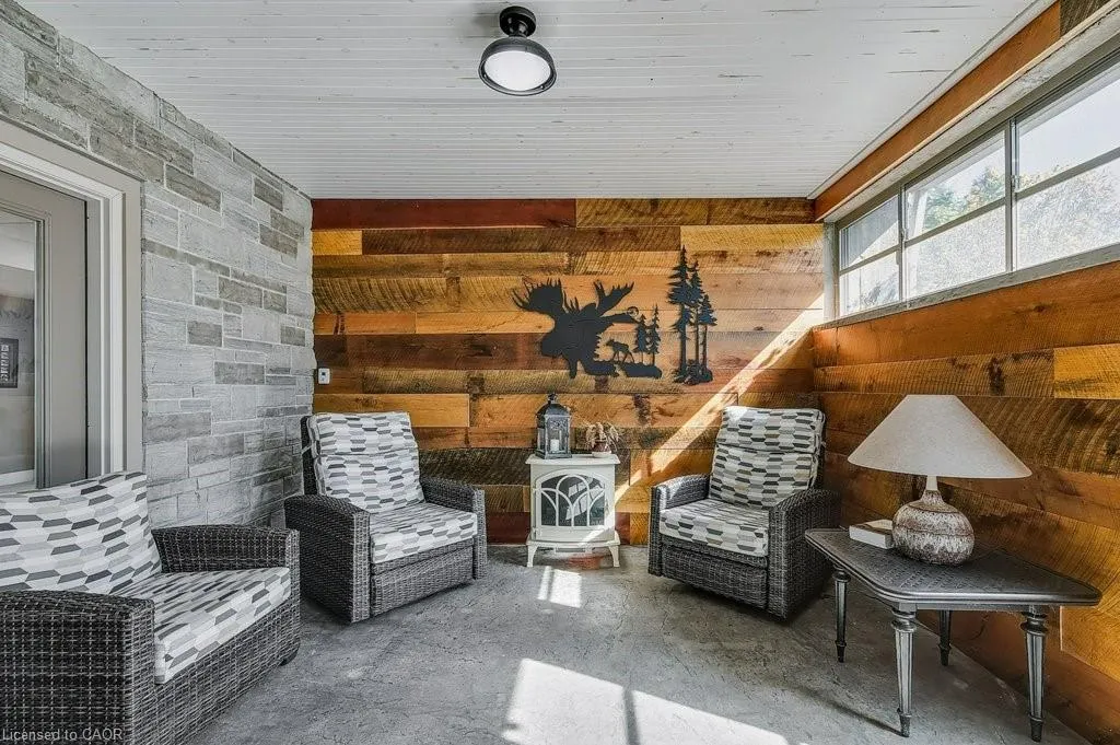 1825 Moser-Young Road