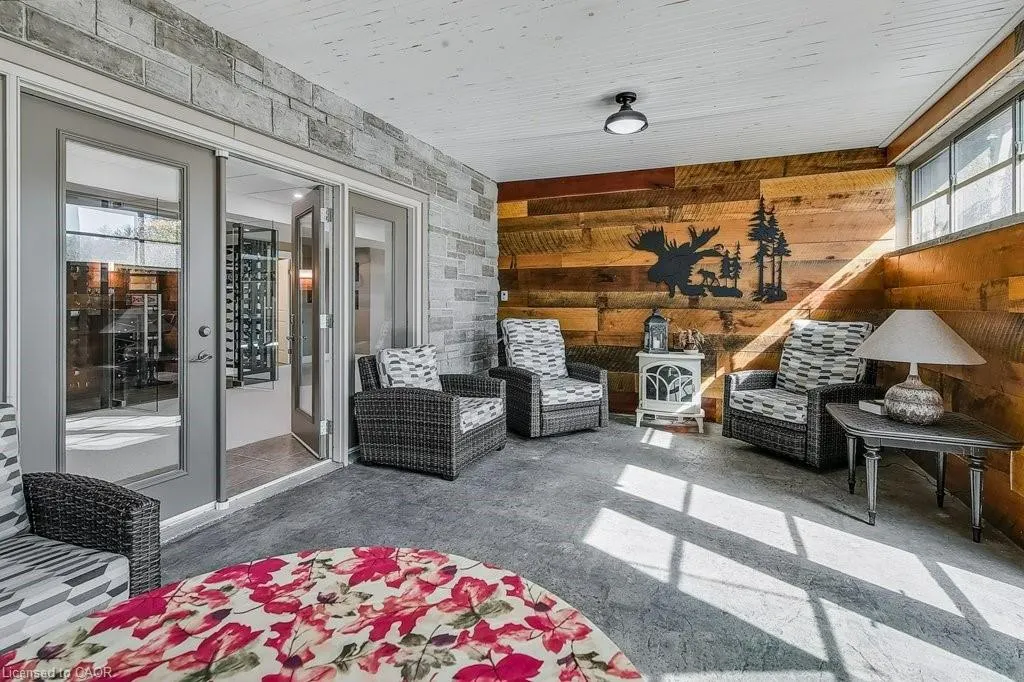 1825 Moser-Young Road