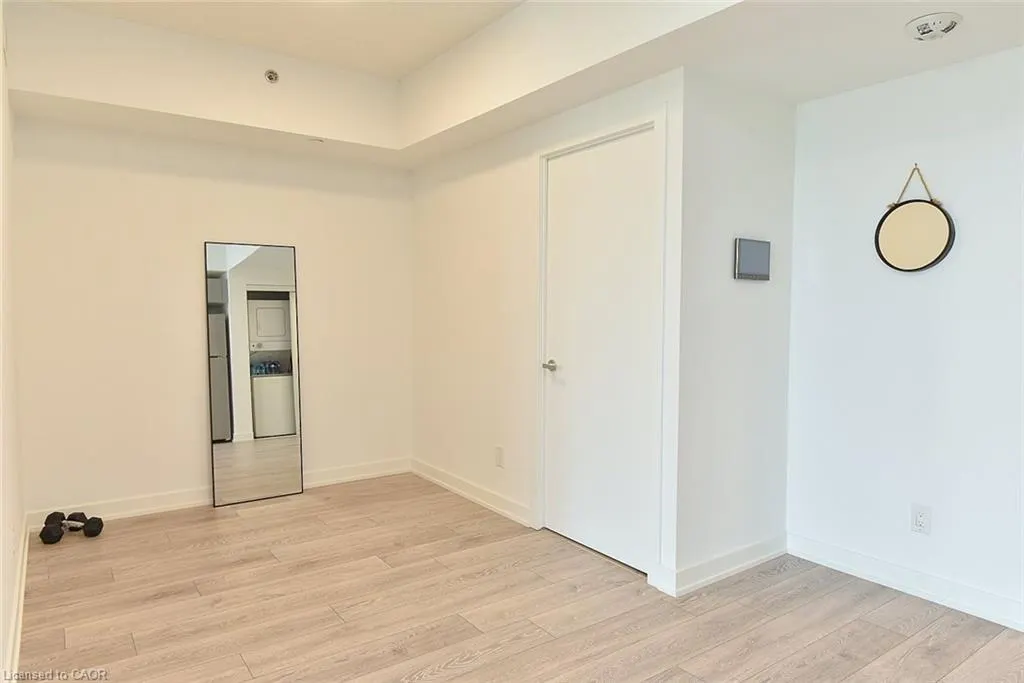 3200 Dakota Common, #B1006