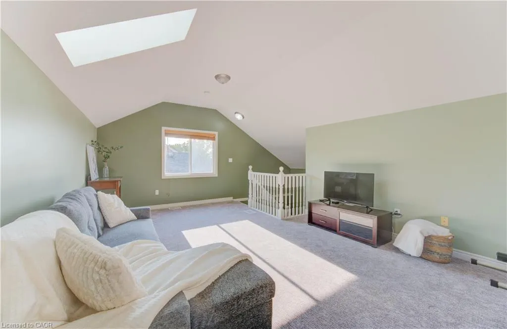 27 Olivewood Way