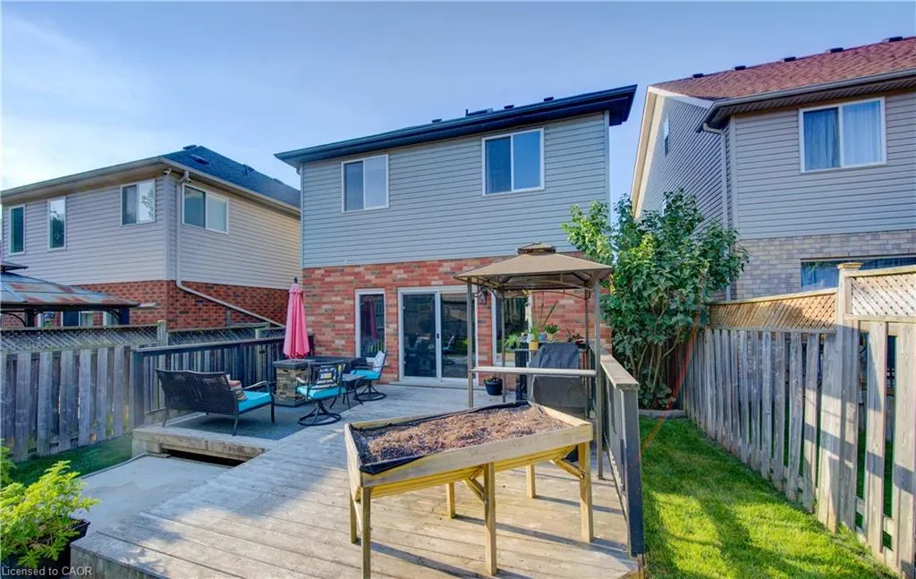 27 Olivewood Way