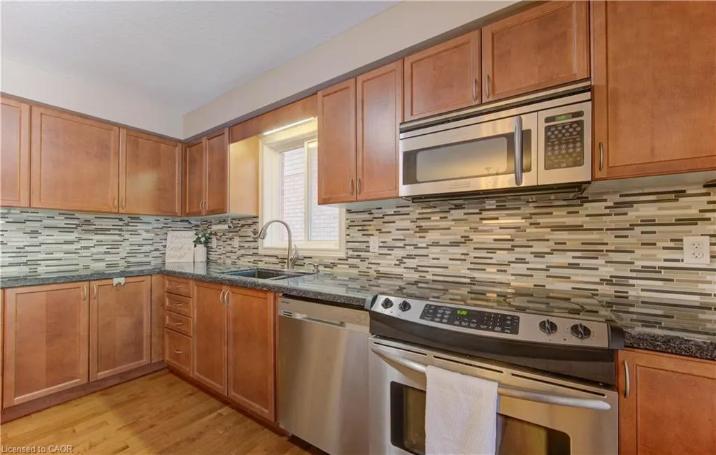 27 Olivewood Way