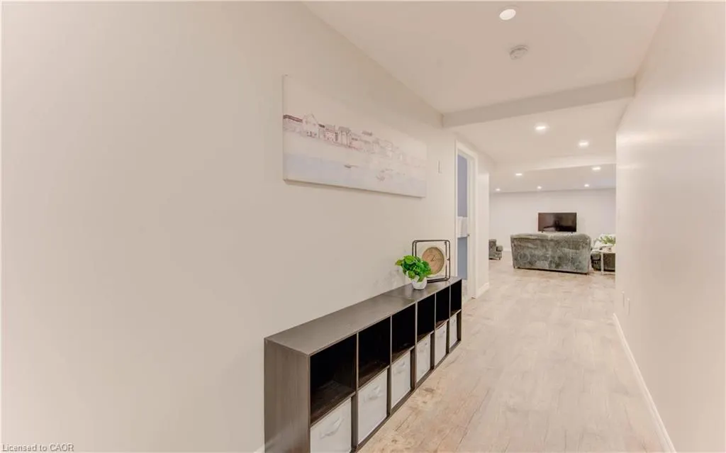 27 Olivewood Way