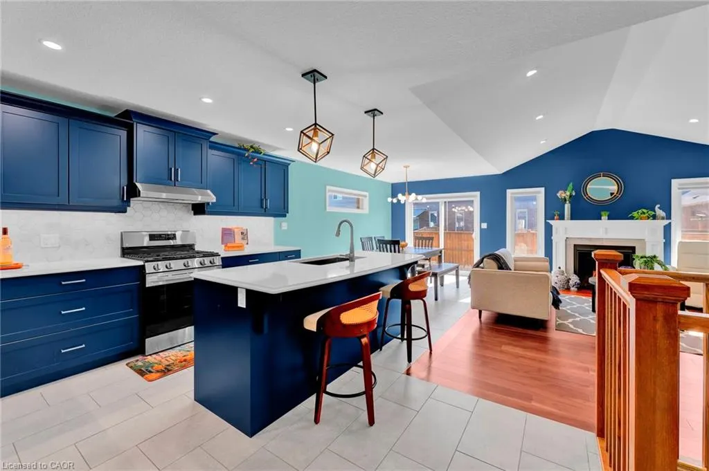 7 Curren Crescent