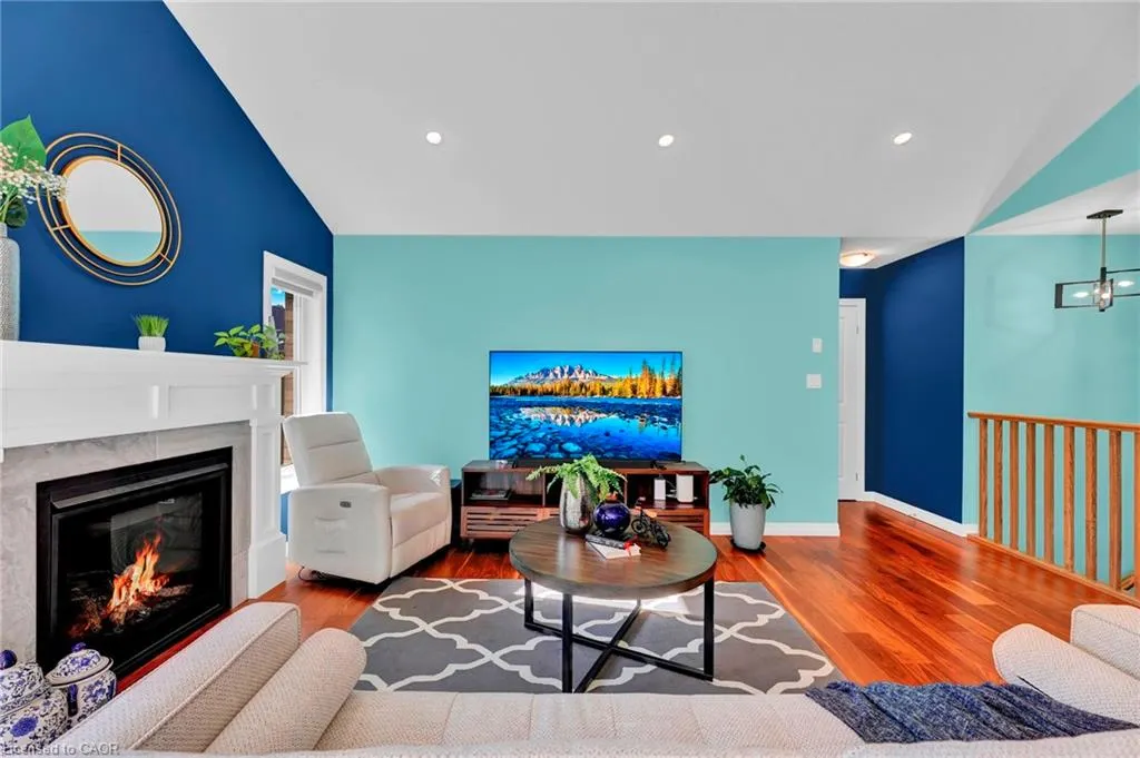 7 Curren Crescent