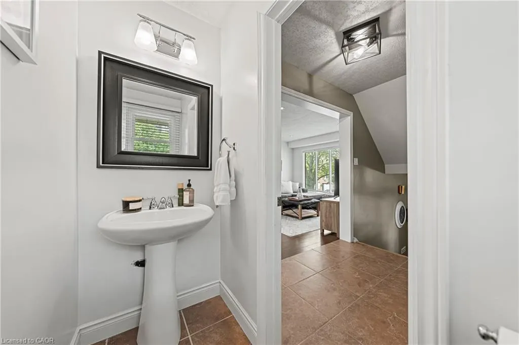 49 Cedarwoods Crescent, #28