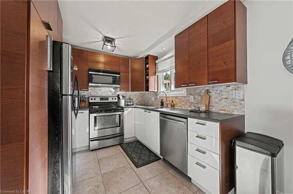 49 Cedarwoods Crescent, #28