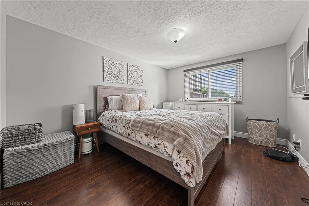 49 Cedarwoods Crescent, #28