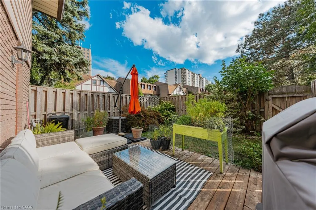 49 Cedarwoods Crescent, #28