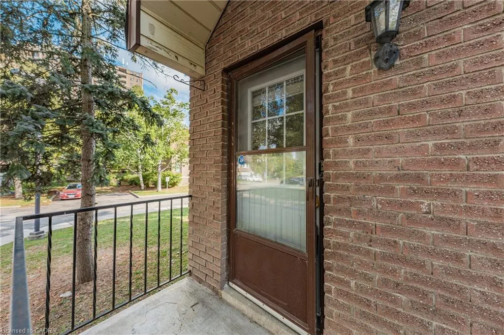 49 Cedarwoods Crescent, #28