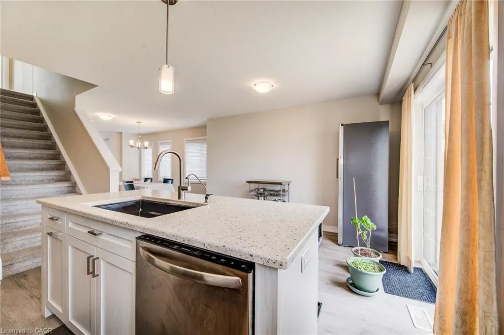 124 Ian Ormston Drive