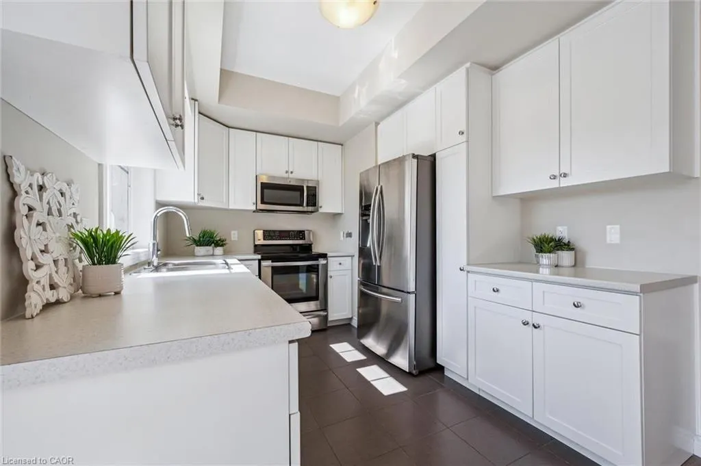 39 Kay Crescent, #13