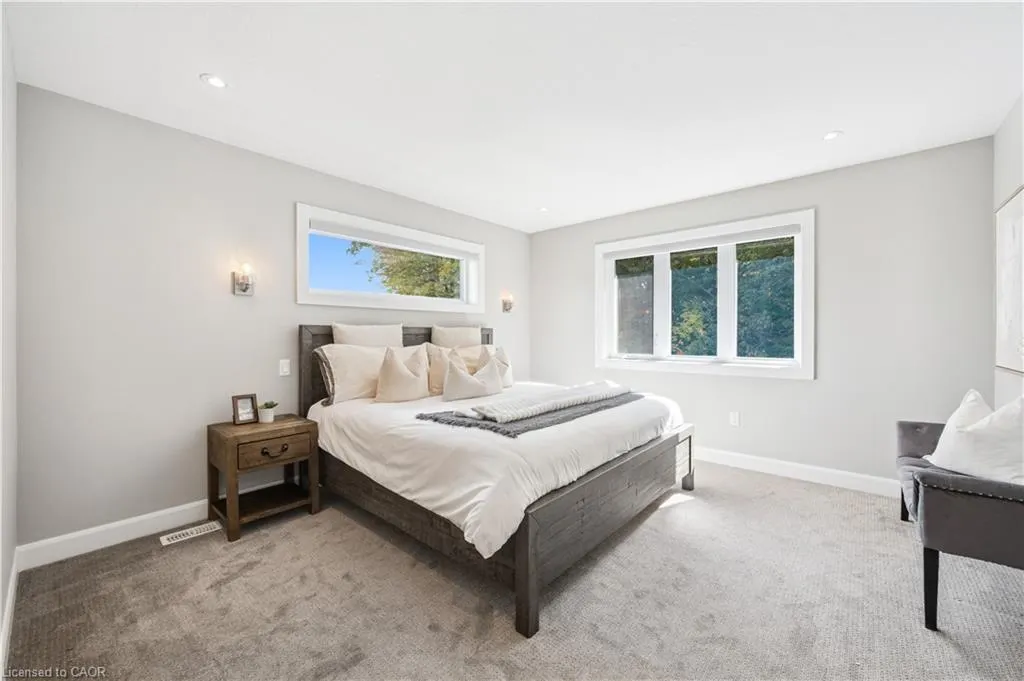 884 Robert Ferrie Drive