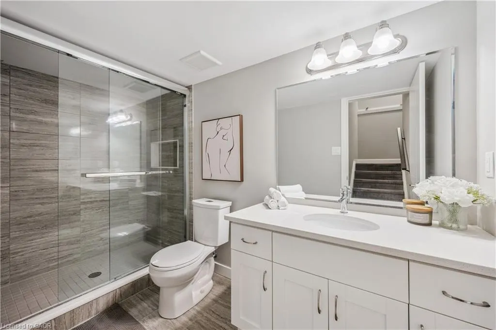 884 Robert Ferrie Drive
