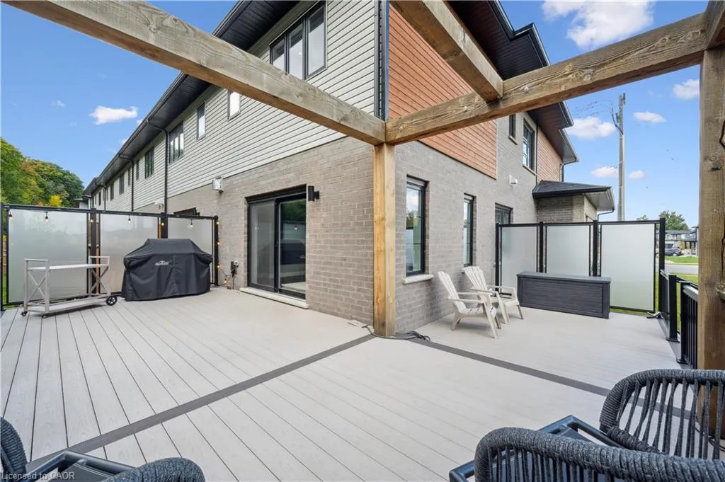 884 Robert Ferrie Drive