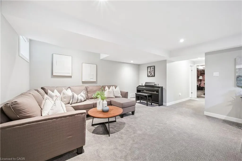 884 Robert Ferrie Drive